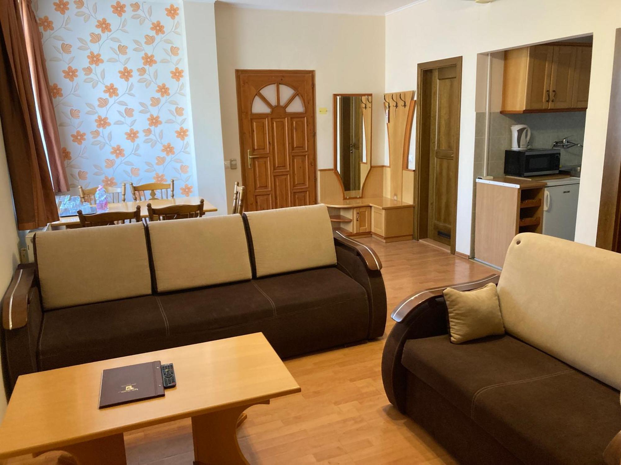 Het Vezer Apartmanhotel Komárom Pokój zdjęcie